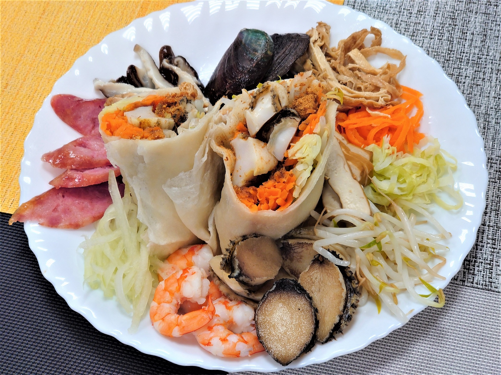 當傳統美食潤餅遇上鮮美貢寮鮑，晉升美味好吃貢寮鮑潤餅