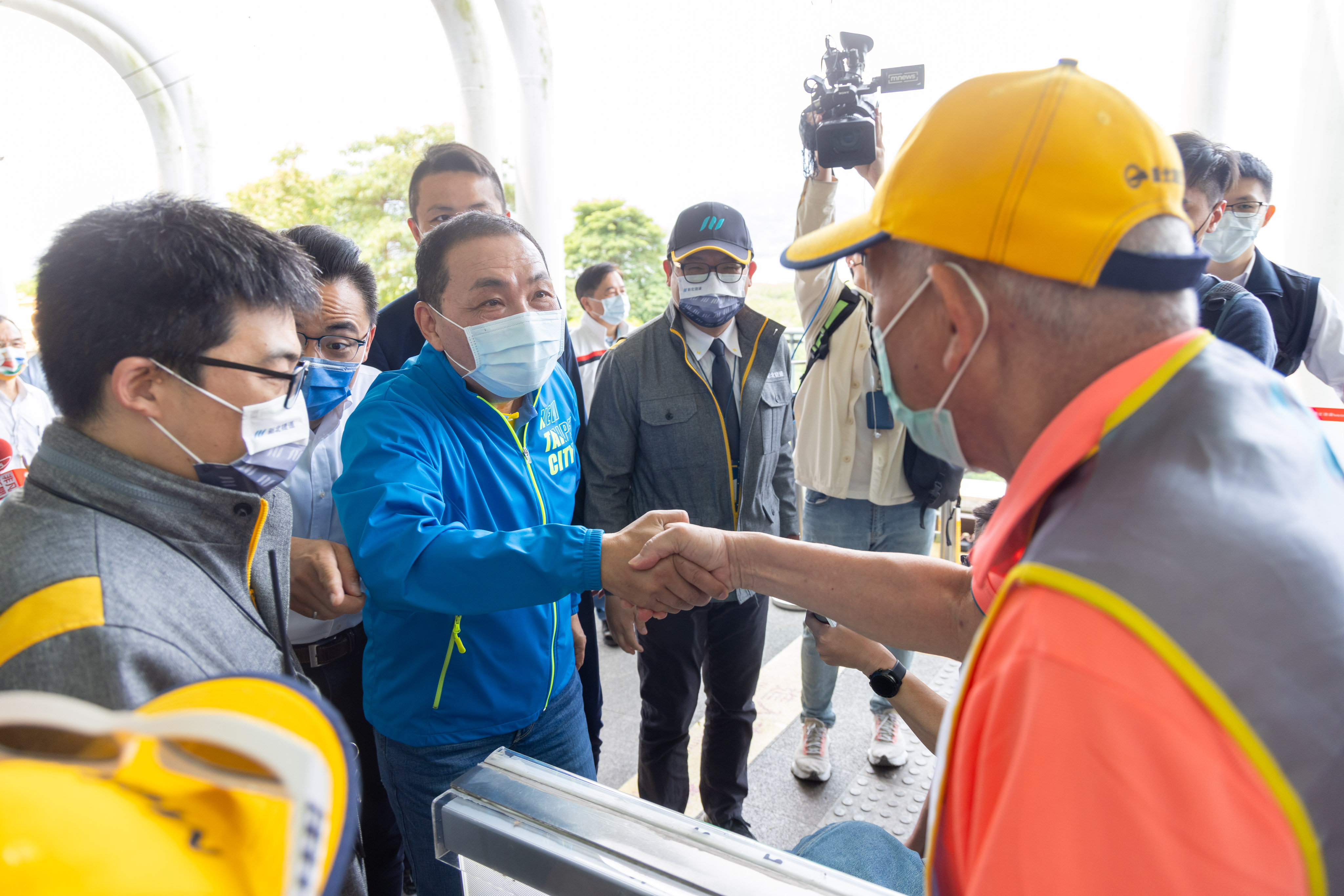 清明連假淡水湧入大量人潮，侯友宜市長特別感謝大眾運輸輪值同仁