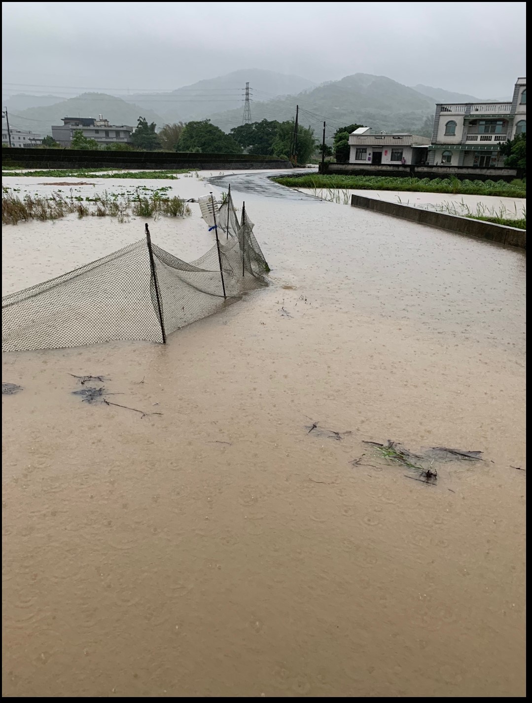 108年金山清水溪遭受豪大雨影響，河水溢淹情形