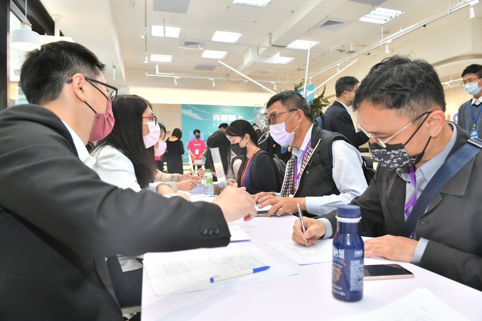 現場超過50家業者參與，並促成15場次與數位轉型供應商一對一媒合，協助零售、服務與餐飲業者掌握數據