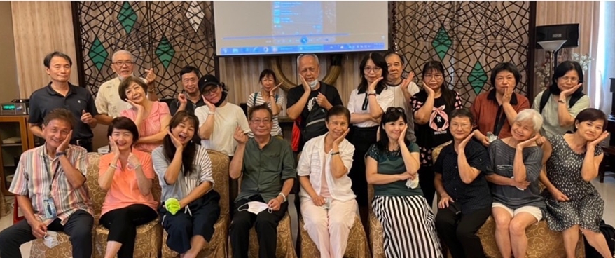 居民們有了共同話題後，變得更有向心力，拉近彼此距離