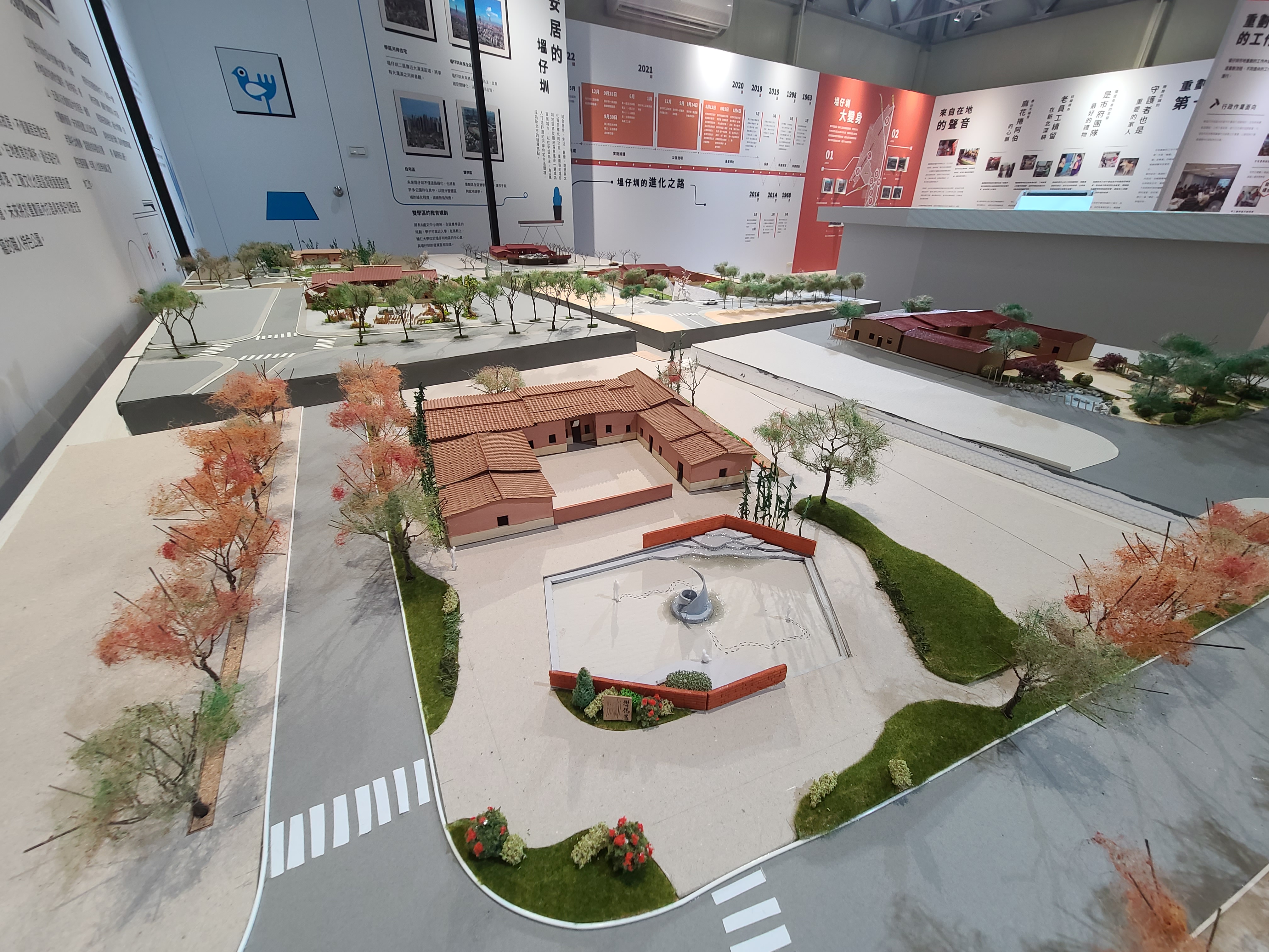 李石樵古厝為塭仔圳區內的市定古蹟，學生針對周邊綠地進行多樣化的設計發想。新北市地政局提供。