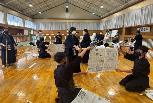 瑞中學生體驗社團活動