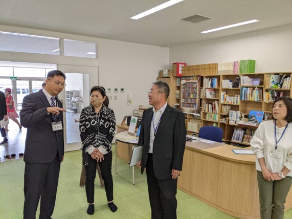 參訪琴平中學新建圖書館