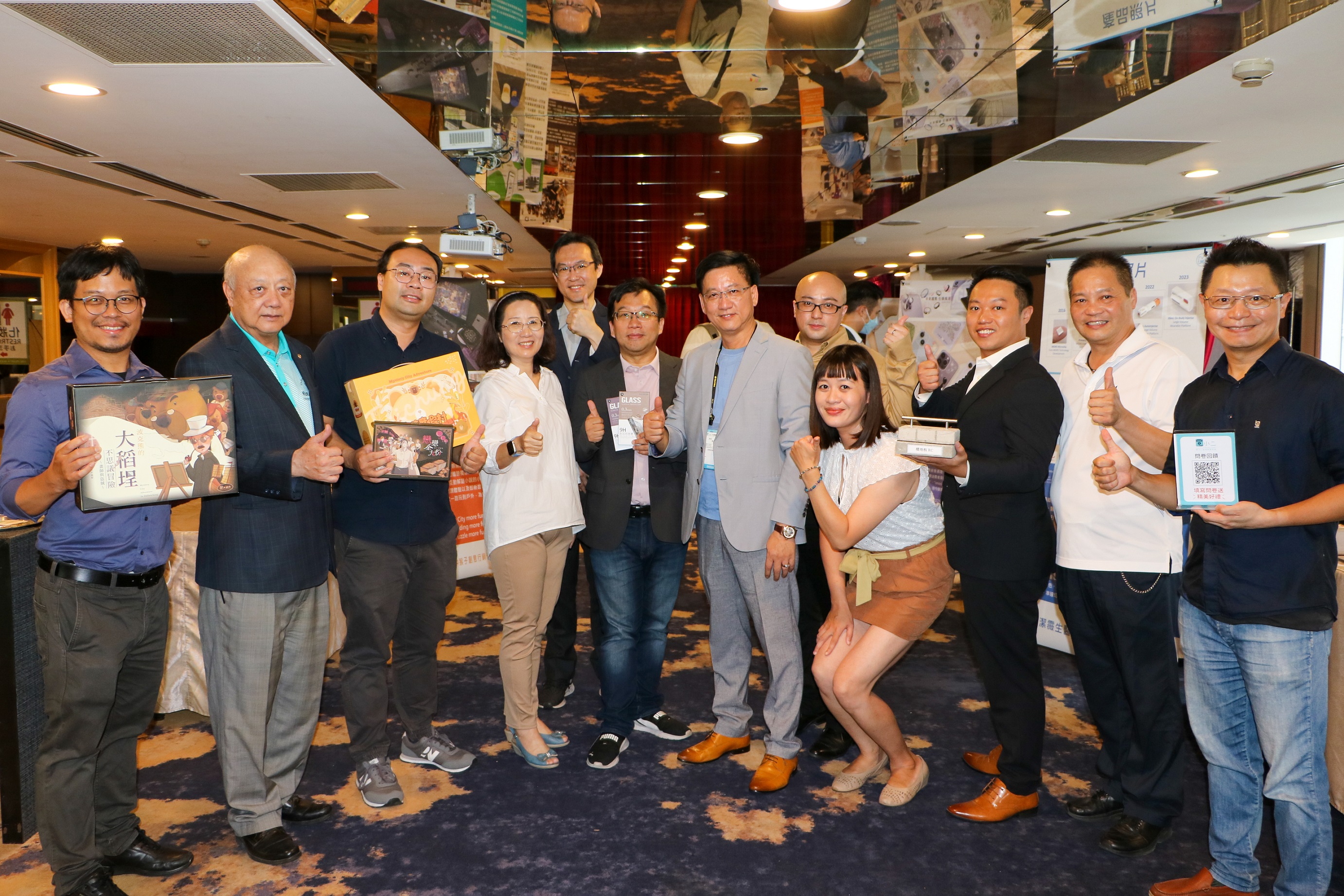 每家廠商的產品特色除了透過簡報呈現外，藉由現場攤位的展示，更拉近彼此距離，增加創投媒合商機，會後統計共簽訂15張「合作意向書」，預估促成至少新臺幣1.5億元商機。