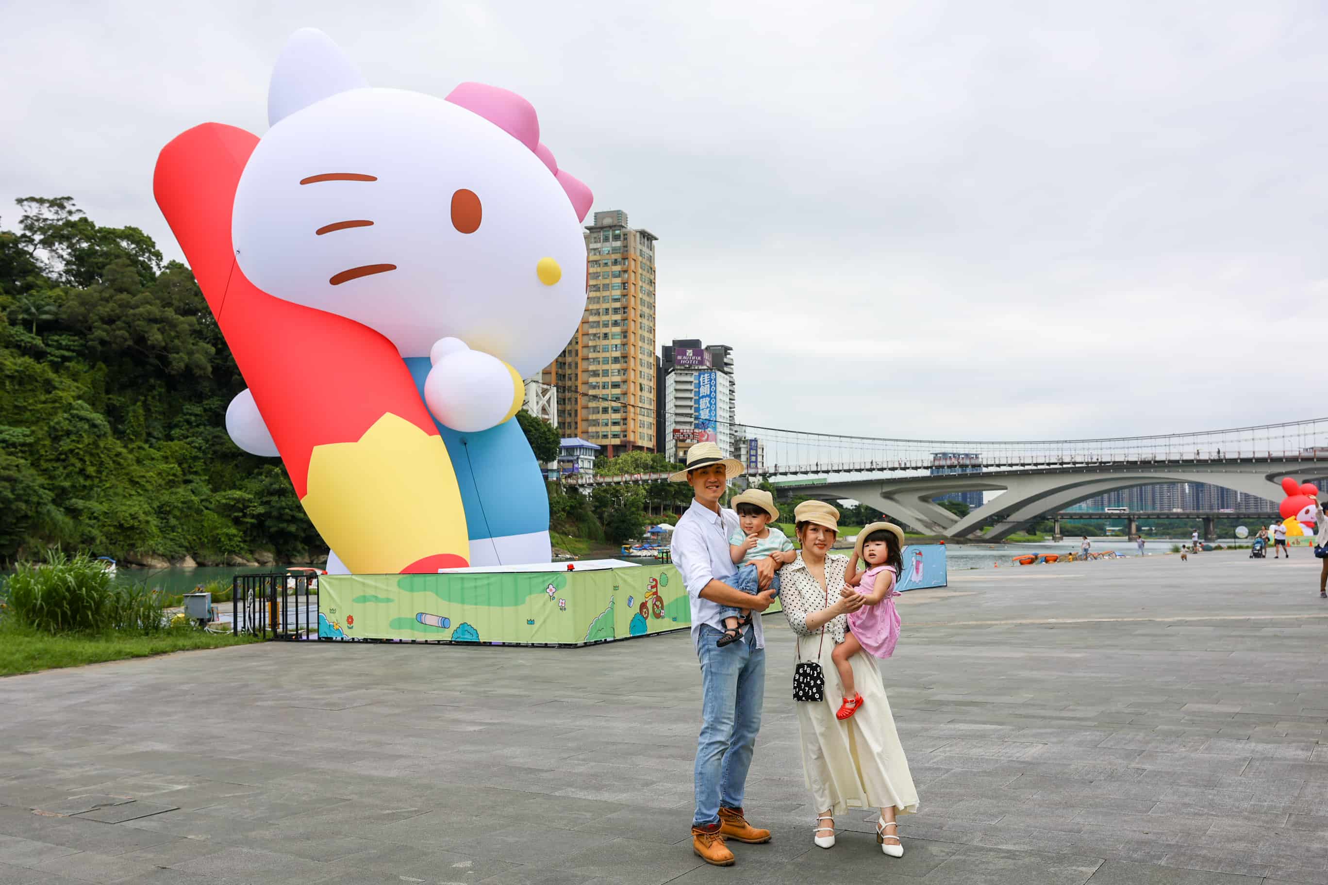 暑假即將來臨，「三麗鷗家族明星」在新北碧潭等你來打卡