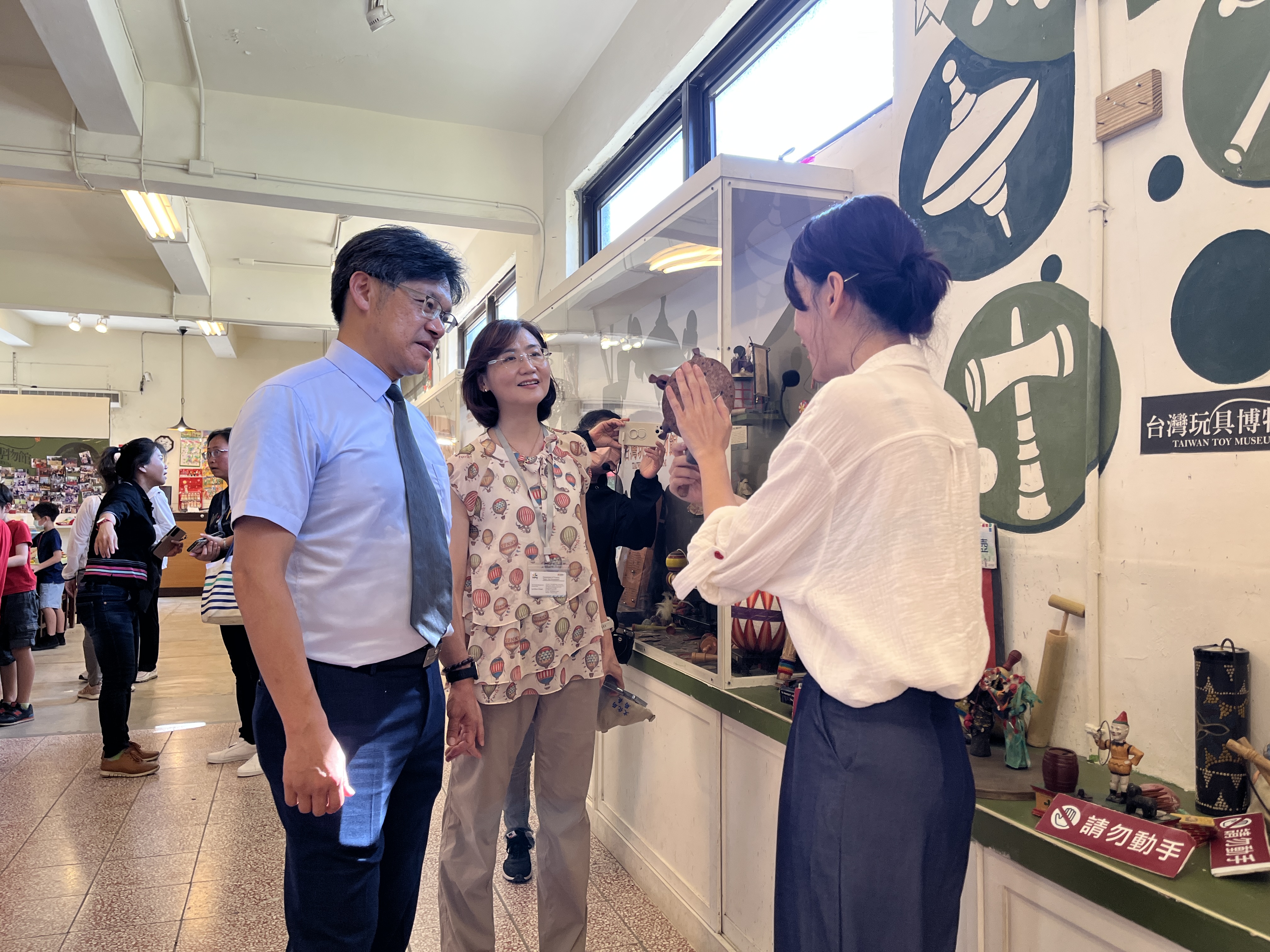 新北市文化局、臺北市財政局雙局長參訪板橋435內台灣玩具博物館