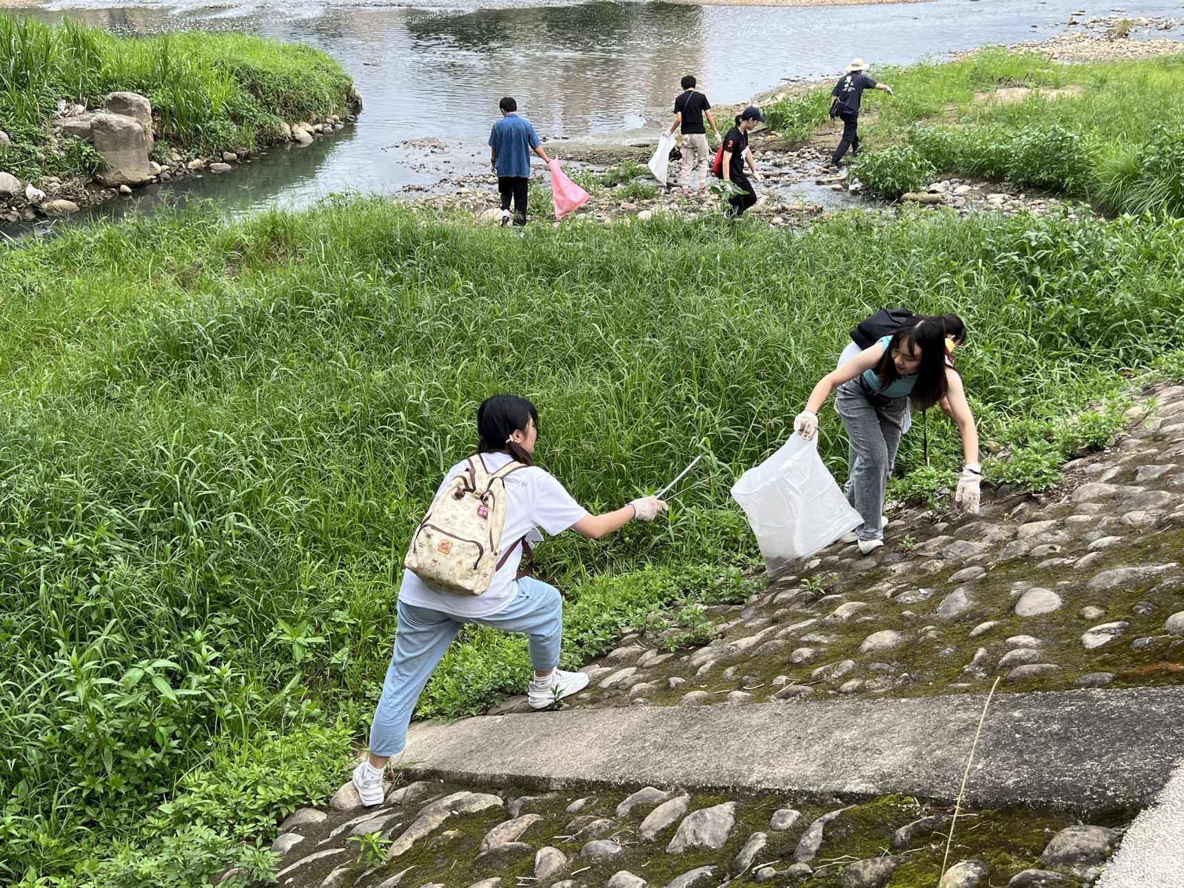 6.學員到三峽河淨溪，用實際行動守護環境