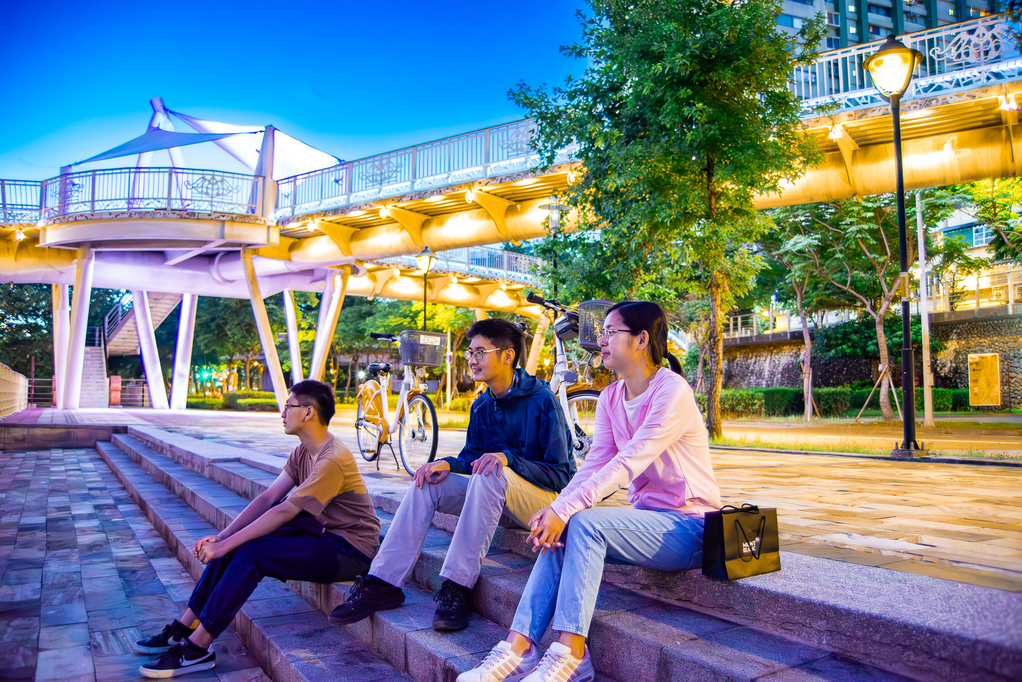 津渡橋近期已進行夜間照明改善規劃，提高休閒樂趣及美化視覺景觀