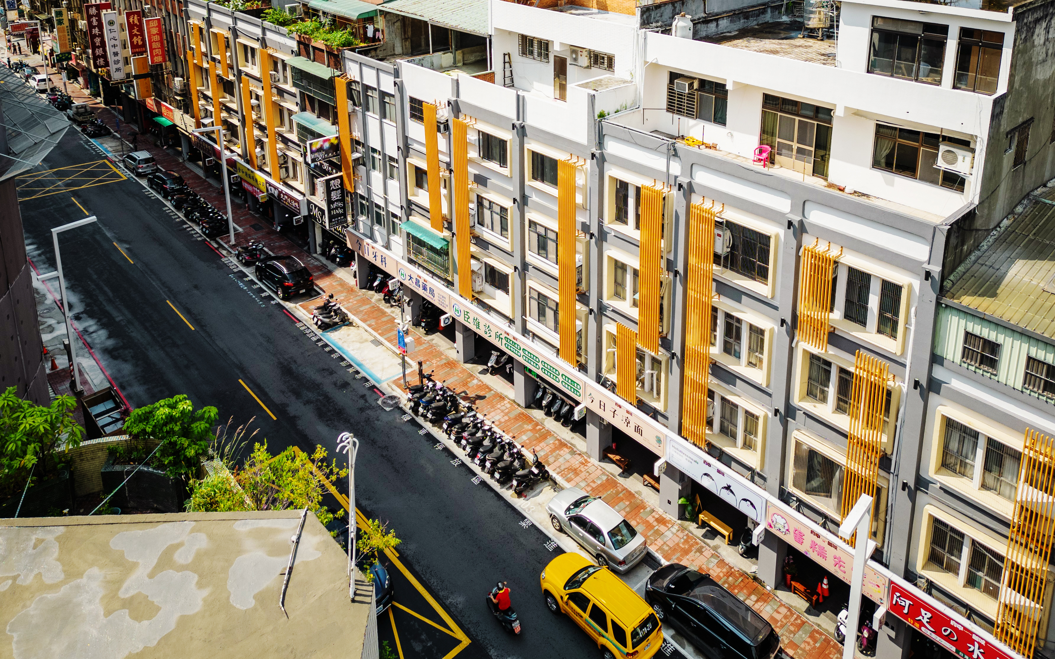 都更二箭示範街道工程板橋北門街案，榮獲【最佳都市更新及危老重建類優質獎】。.