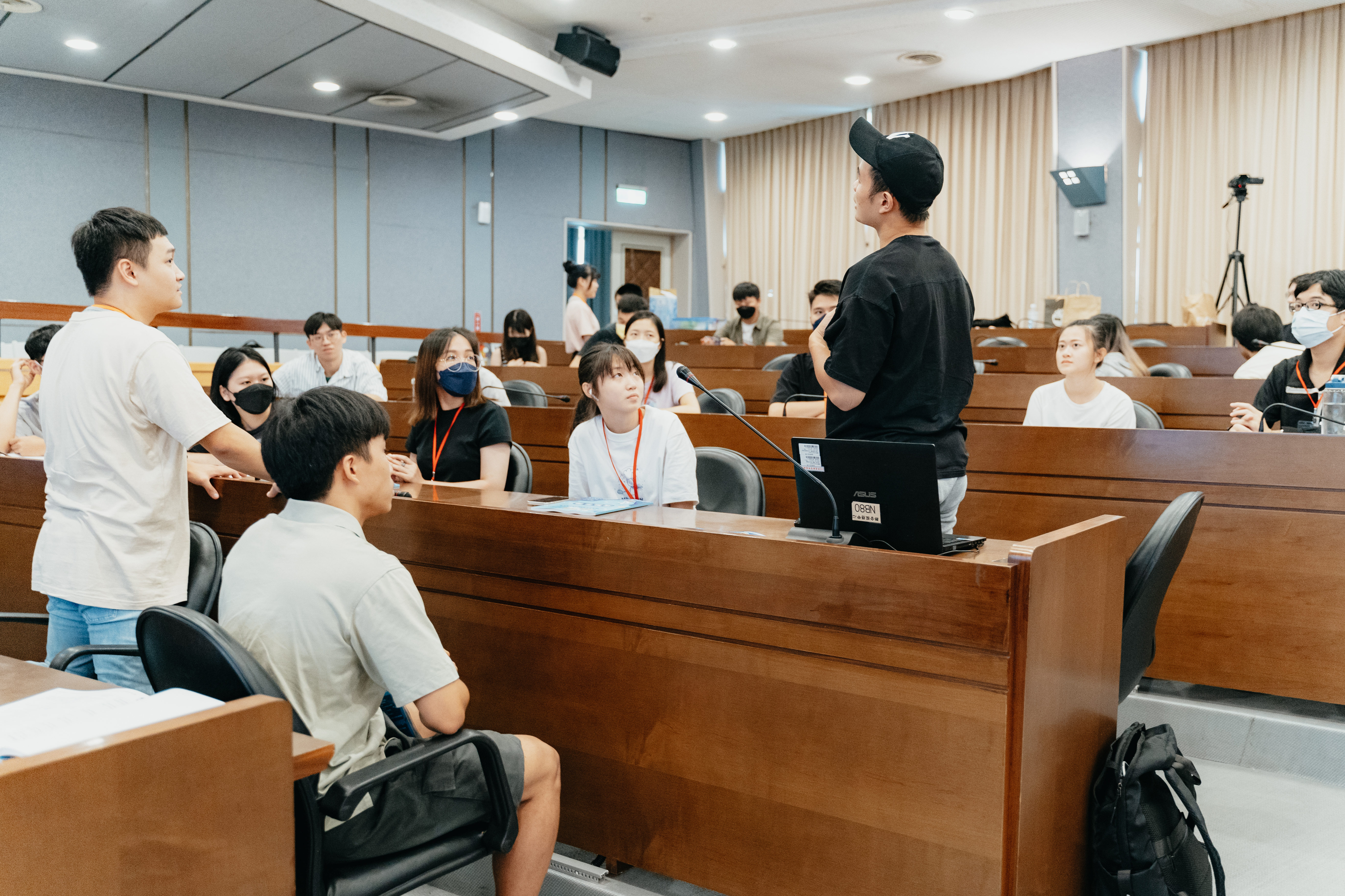 來自全臺48所大專院校學員相見歡，互相交流參與學生自治的經驗