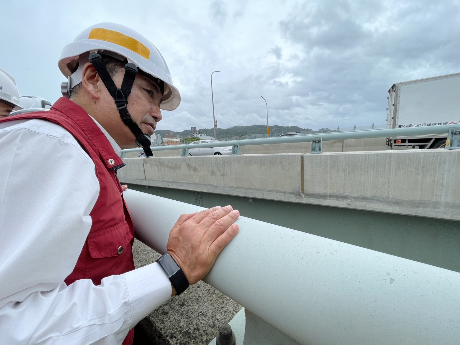 因應海葵颱風可能帶來龐大雨量，侯市長要求施工單位務必落實防颱整備工作，密切監控河道安全警戒值，發揮汛期演練做好萬全準備，確保下游土城、樹林甚至板橋居民安全。