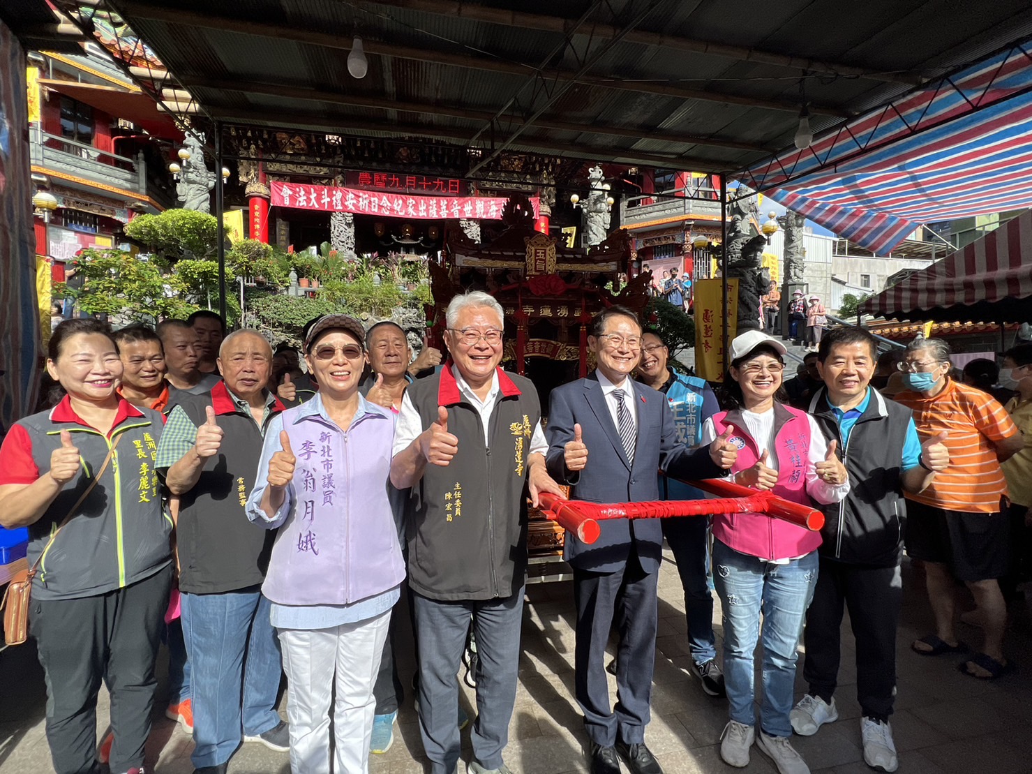 副市長陳純敬除感謝湧蓮寺對地方的貢獻，也祈求市政順利。
