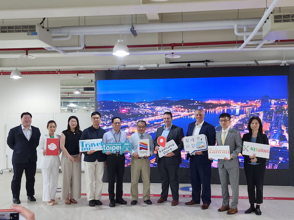 國際郵輪復甦，新北市與基隆港務合作，主動推廣遊憩資源，搶攻旅客第一線引進青春山海線。