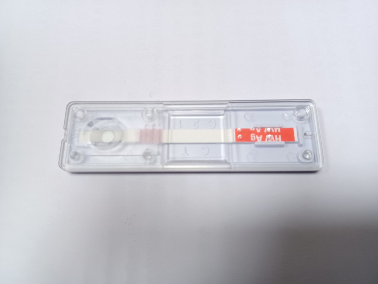 檢驗套組檢驗心絲蟲感染是一個快速、方便且準確度也不錯的方法