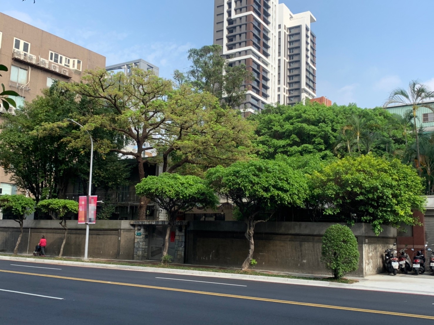 市長官邸外部照