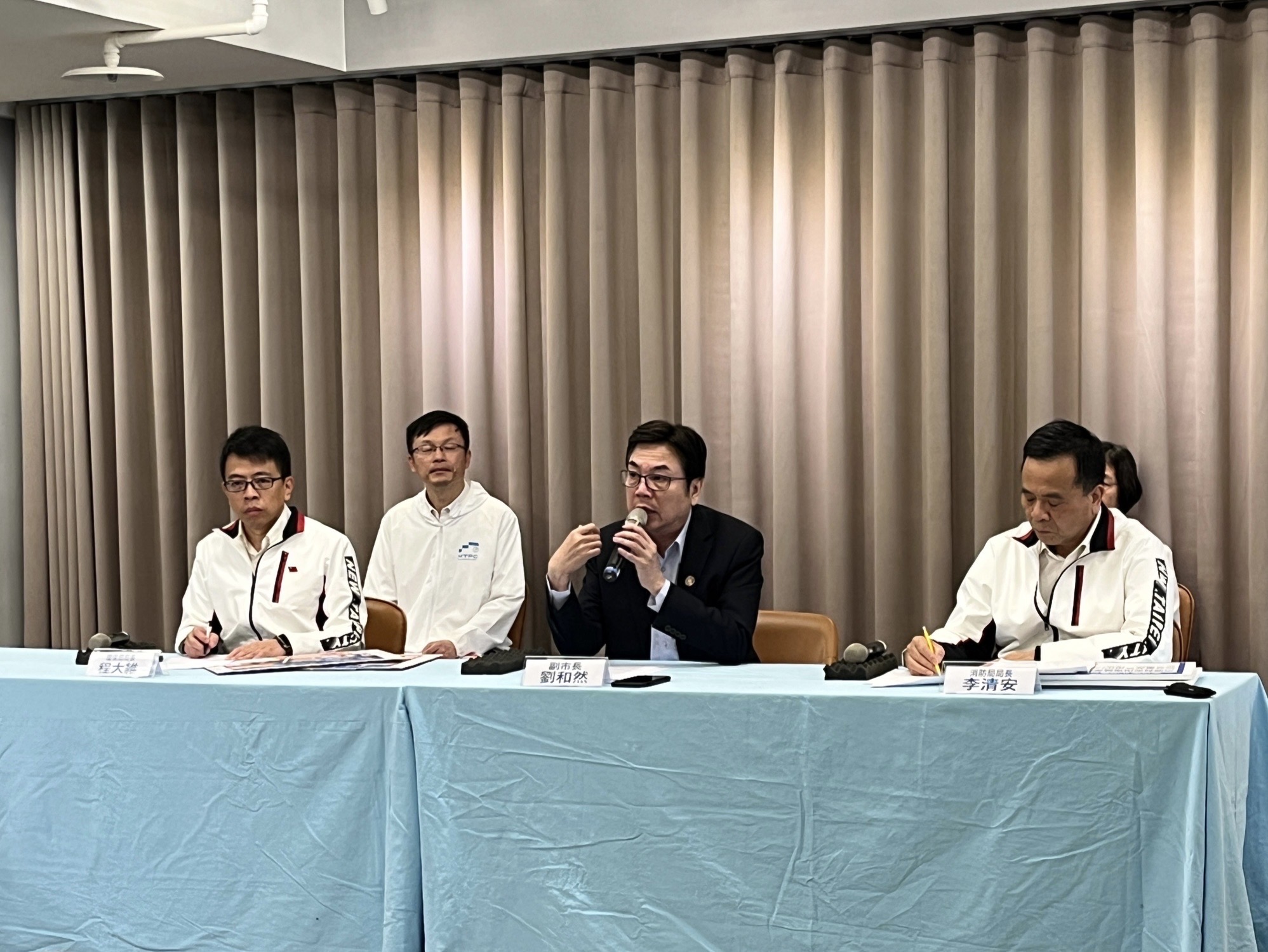 新北市政府22日10時召開後續處置記者會 (1)