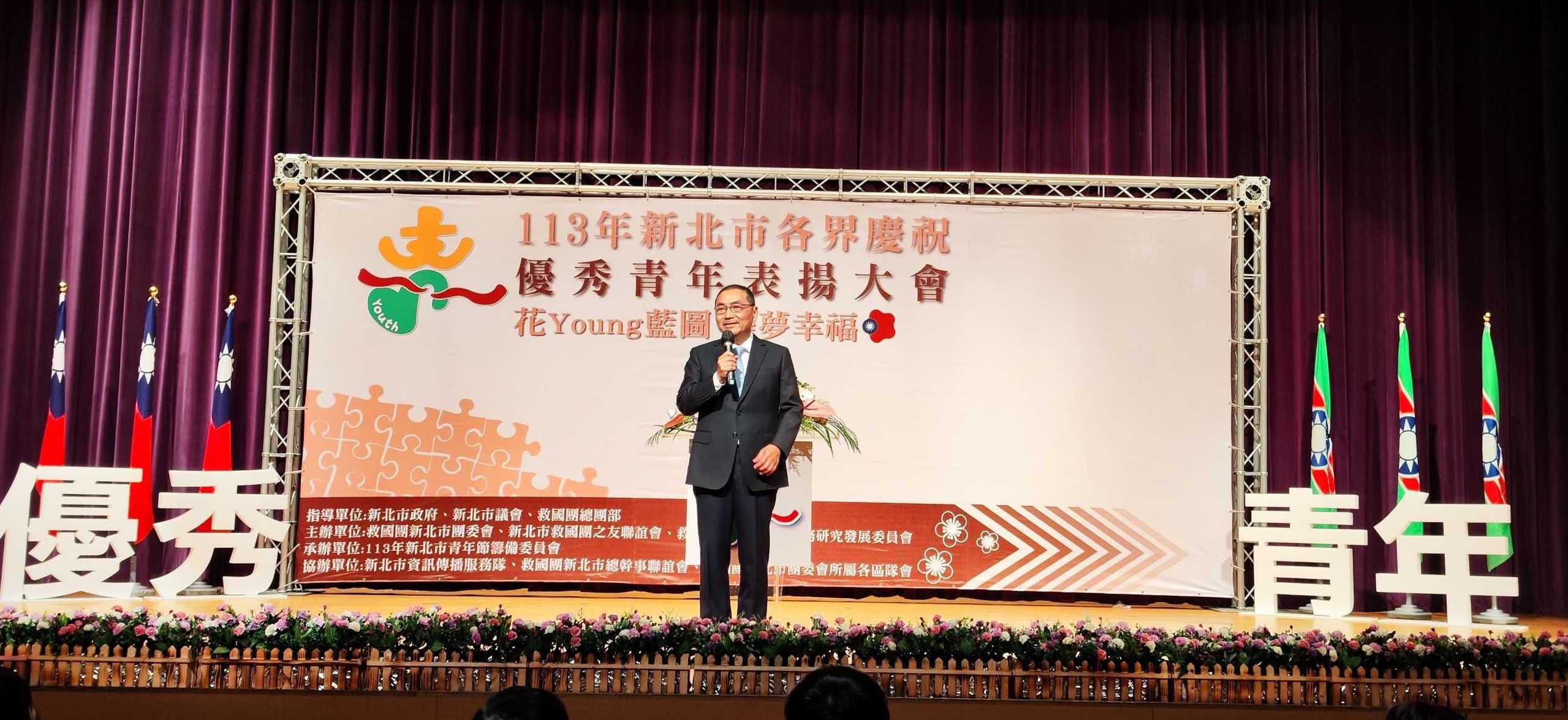 新北市長侯友宜到場鼓勵青年，期望各位在不同領域都能展露頭角。