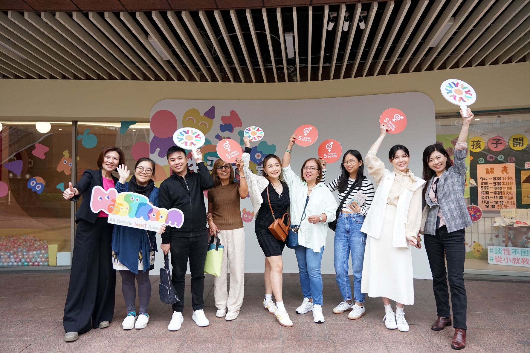  新北市政府與菲律賓卡巴洛甘市互相交流性平政策與成果。