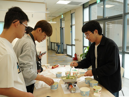 「碧螺春雪Q餅手作DIY」，則是教大家DIY手作大人小孩都適合的療癒小點—雪Q餅