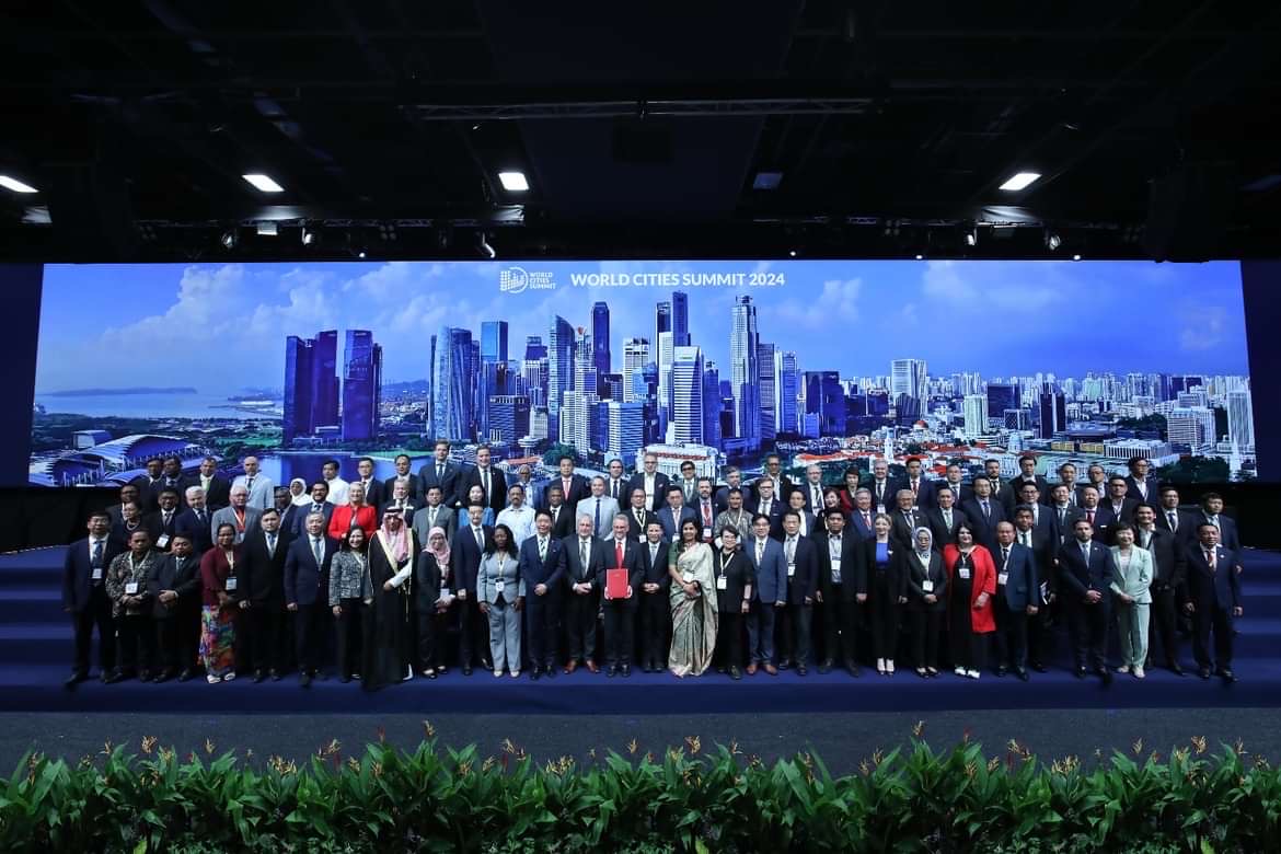 各國城市代表於WCS 2024開幕式中合影留念