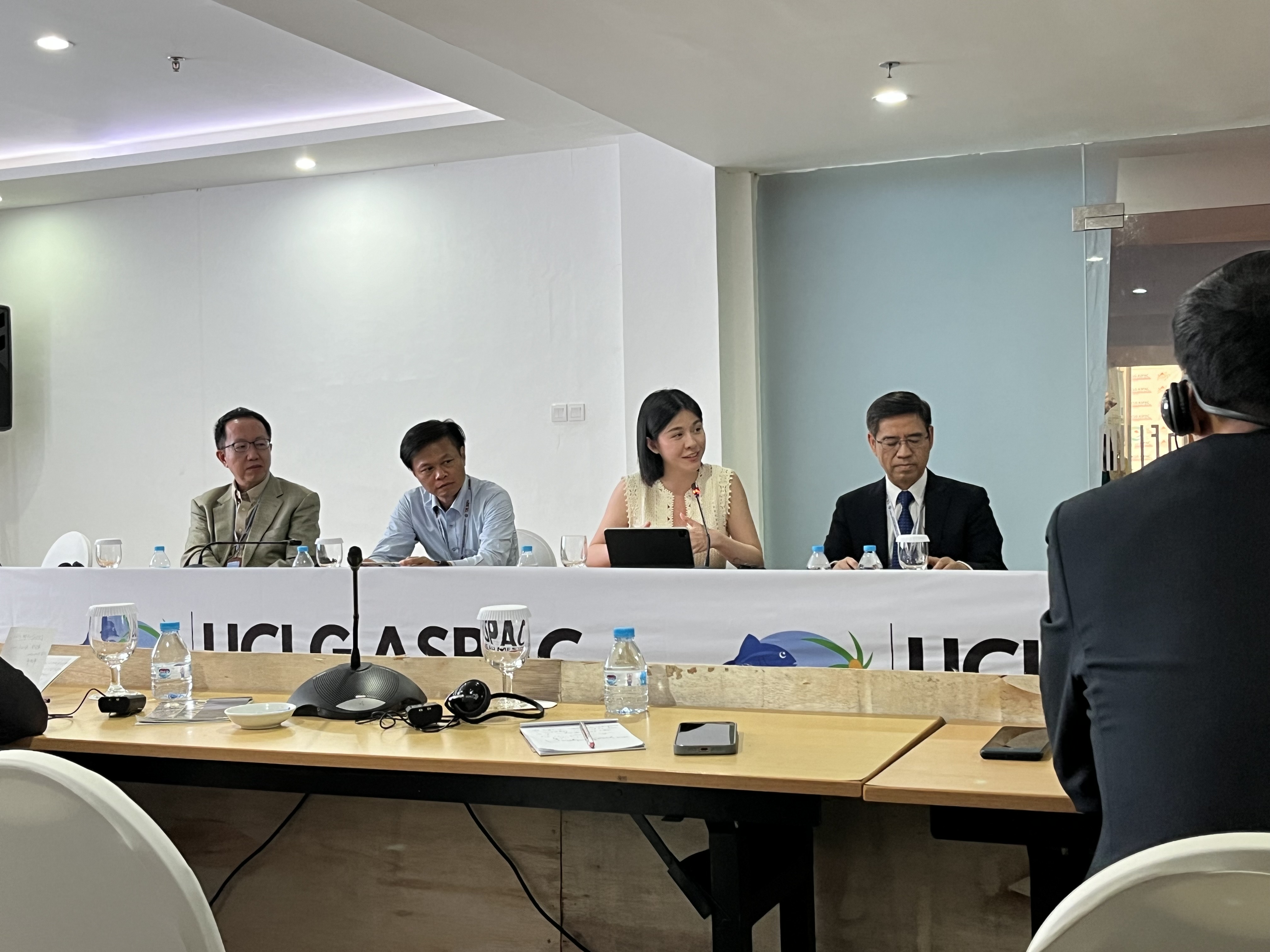 市議員戴湘儀（右2）於UCLG ASPAC婦女委員會上發言