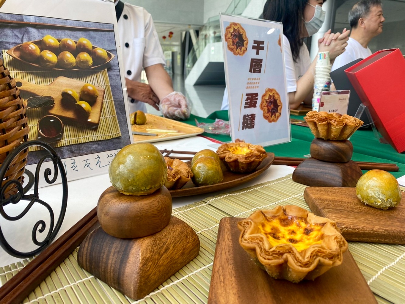 活動現場特邀集6家新北在地農特產品業者展示，以鏈結在地企業及農特產品業者，拓展伴手禮商機。