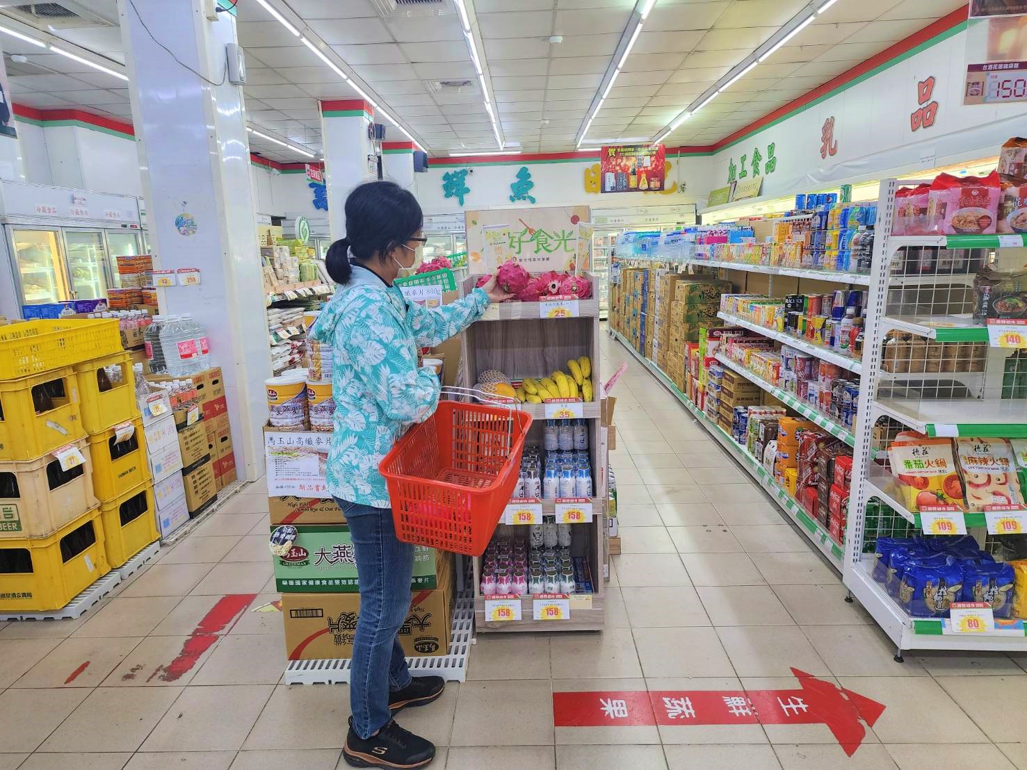  民眾來北海岸旅遊的時候，可以到惜食據點選購格外品和即期品