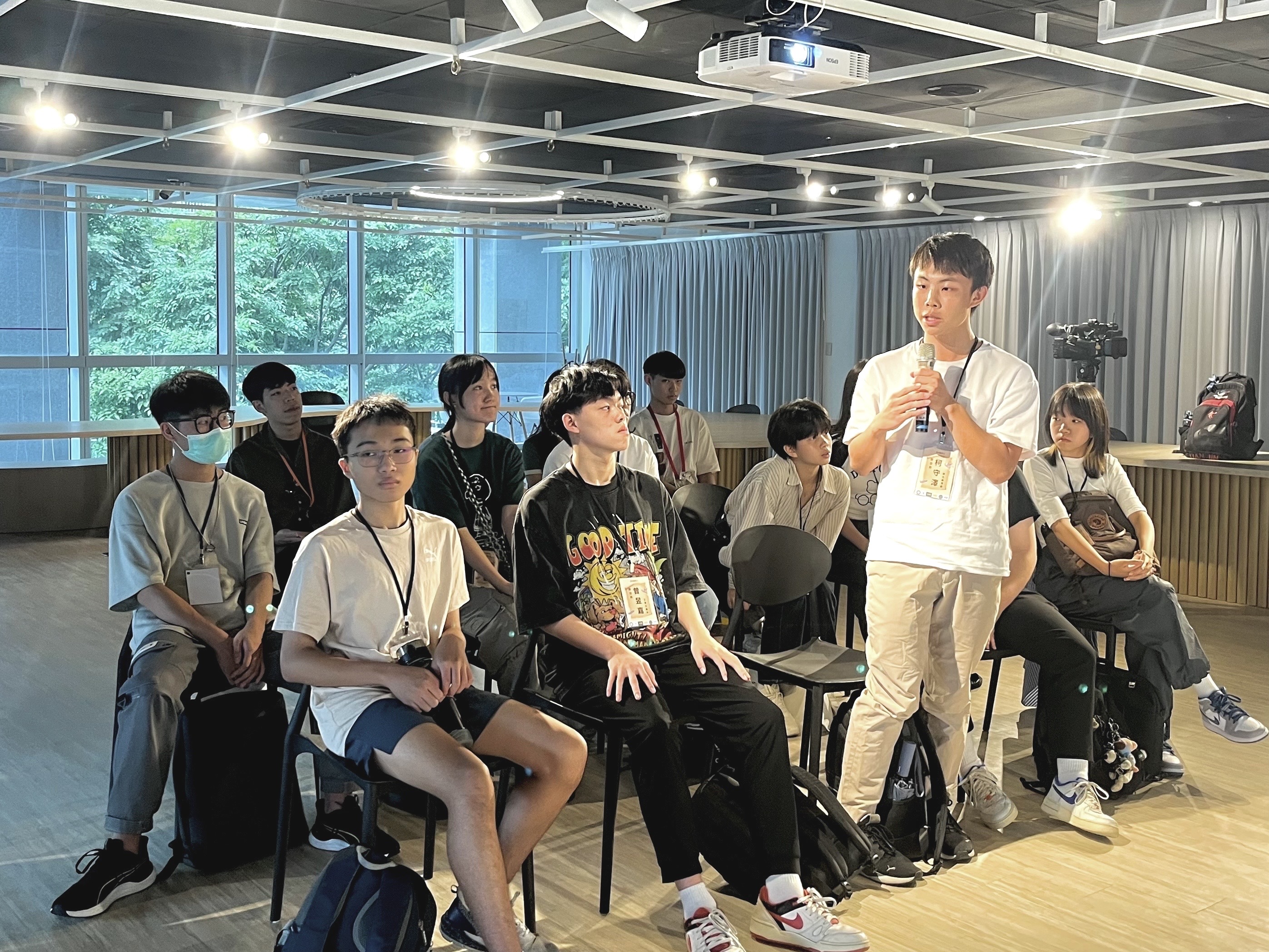 ▲學生發問。 (圖/新北市政府原民局提供) 