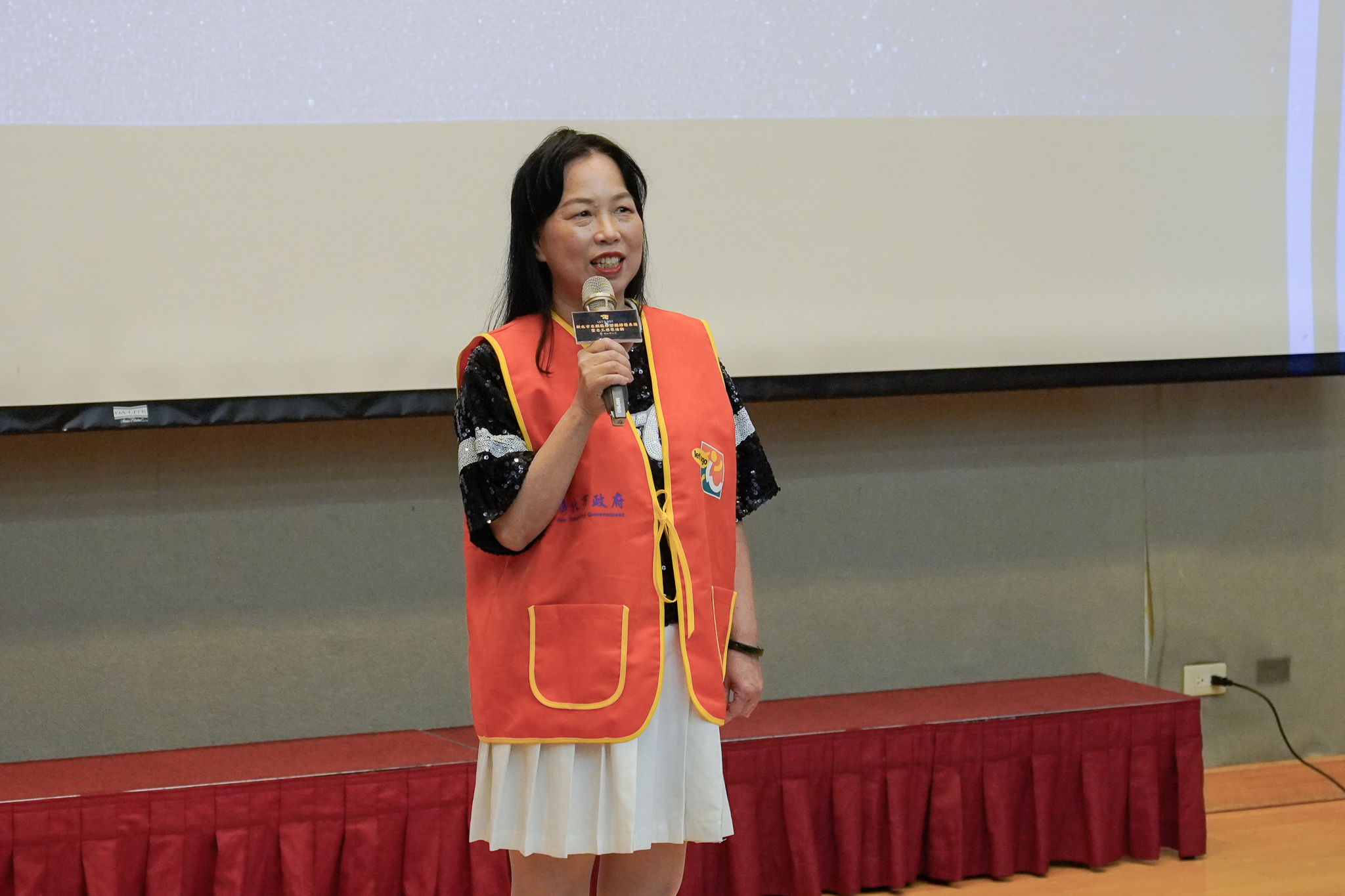 三重社福中心志工蔡越妙分享，自己做的雖是志工服務，但自己收穫到的更多