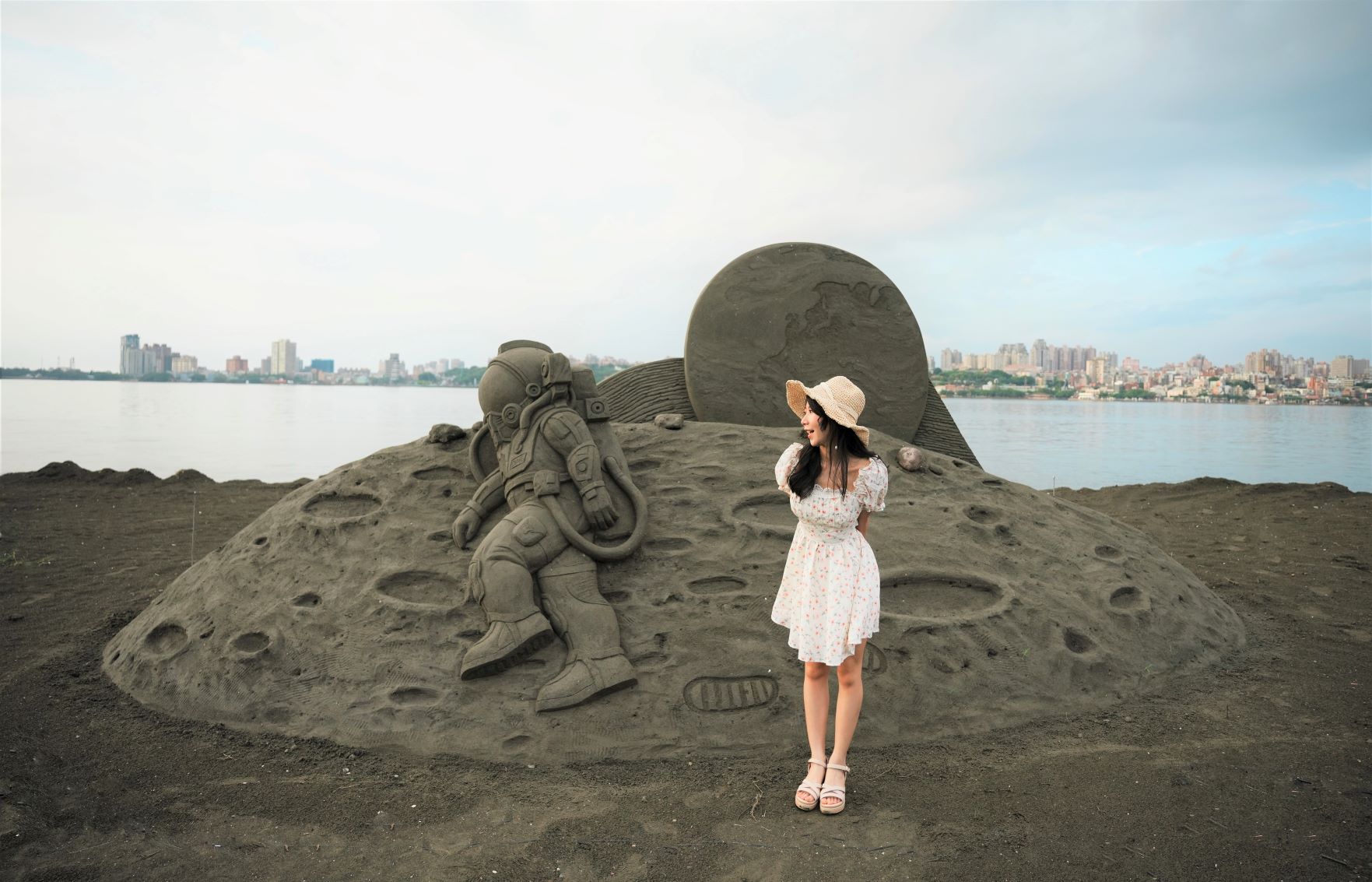 跟隨太空人，一起來太空漫步