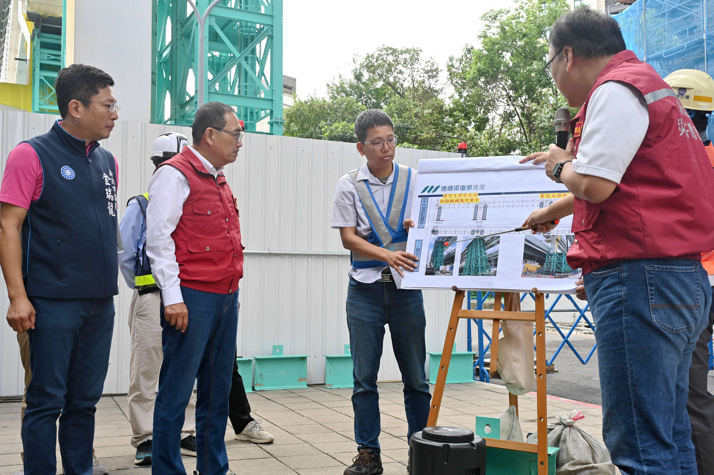 侯友宜視察環狀線復原工程及防颱整備工作情形