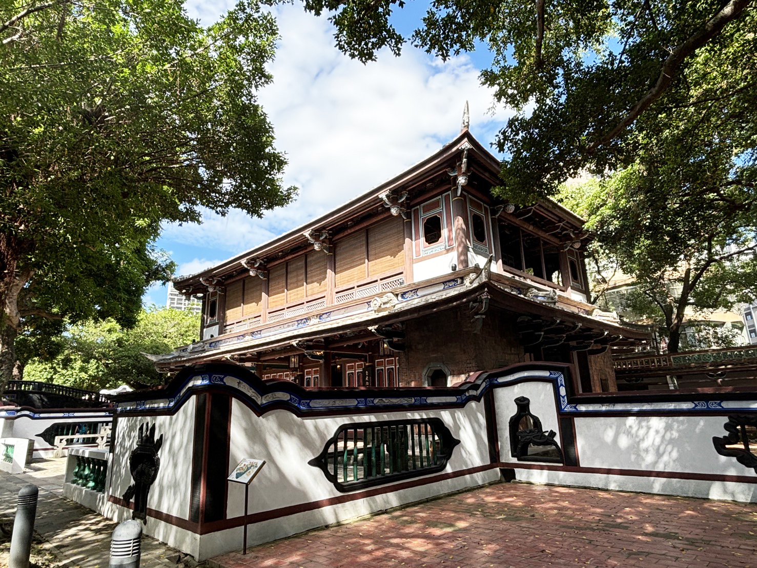 來青閣堪稱全花園最華美的建物，為以往林家招待貴賓與貴賓入住之處。