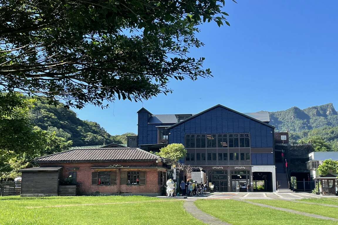 歷史建築瑞三鑛業整煤廠主體建築於111年9月完成修復開放。