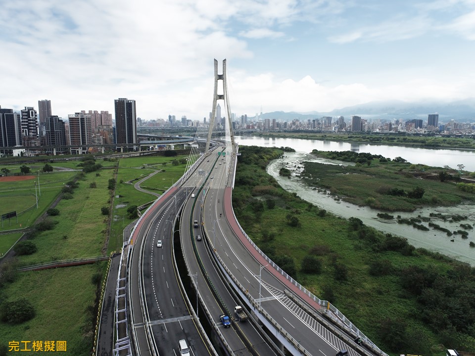 新北大橋雙向機車道改善工程將機車道加寬到2公尺，同時優化此路段機車專用道，將4個汽車道縮減為3車道，並將外側車道調整為機車道再順接原機車道。圖為完工模擬圖。