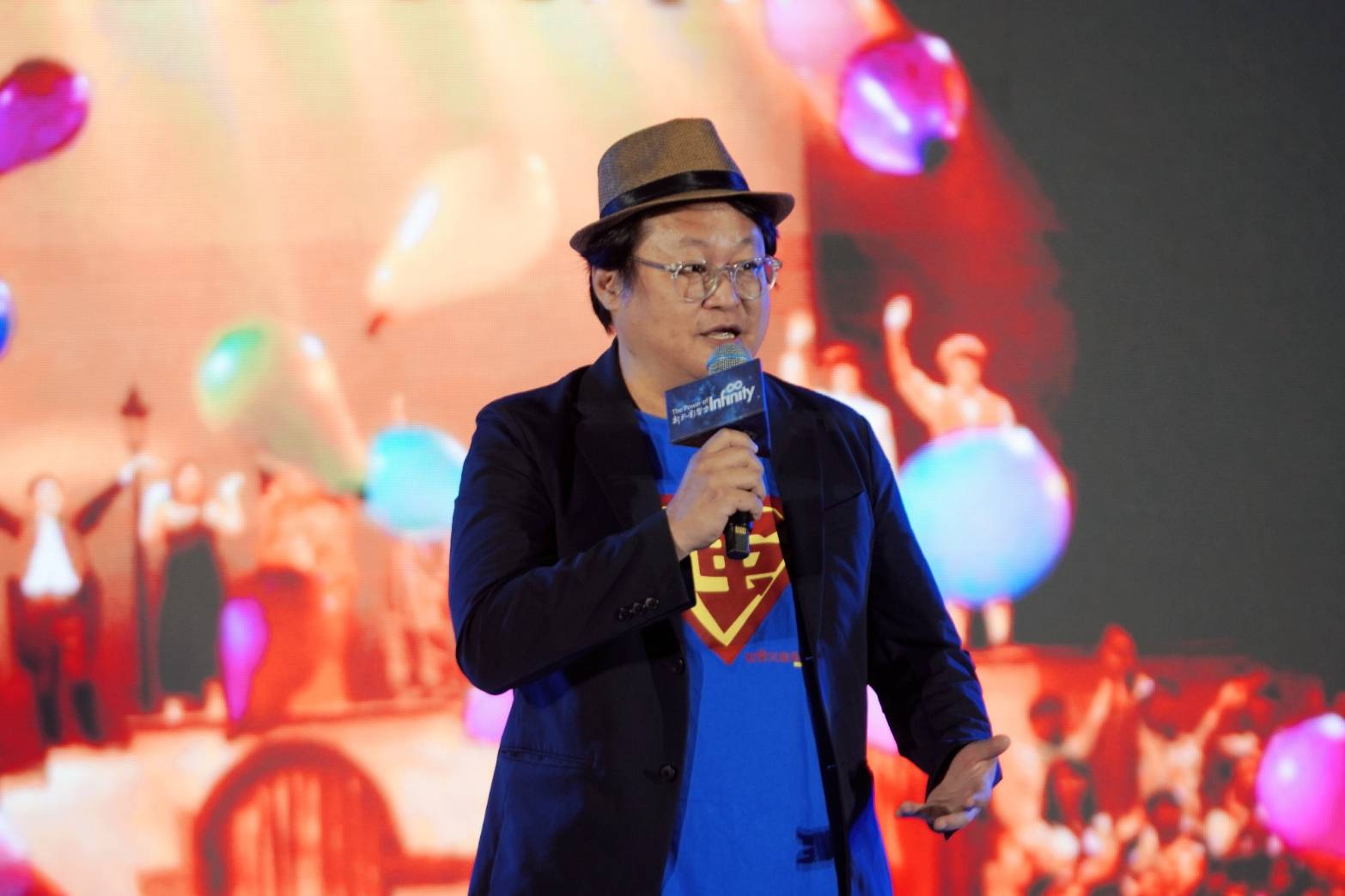 趙自強分享他創辦兒童劇團一路以來挺過各種艱難心路歷程。