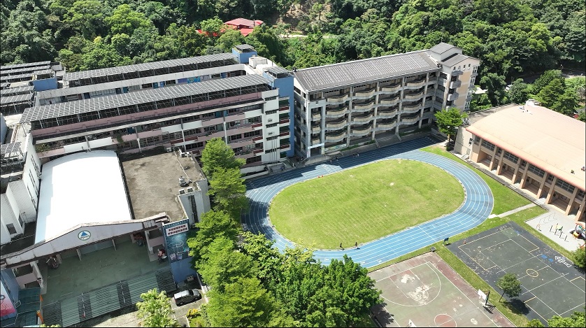 新北市汐止區青山國中小學透水保水工程，於校內操場下方設置總容積達4500噸滯洪池，提供學校和社區更安全、永續的生活環境。（規劃組金石獎）