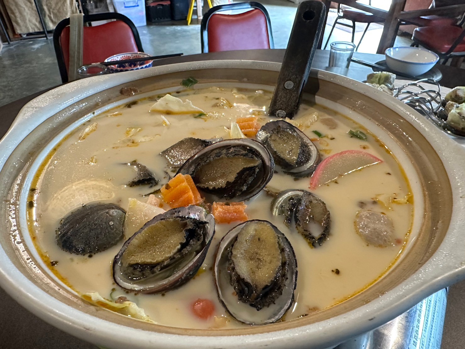 奇園自然料理貢寮鮑牛奶鍋
