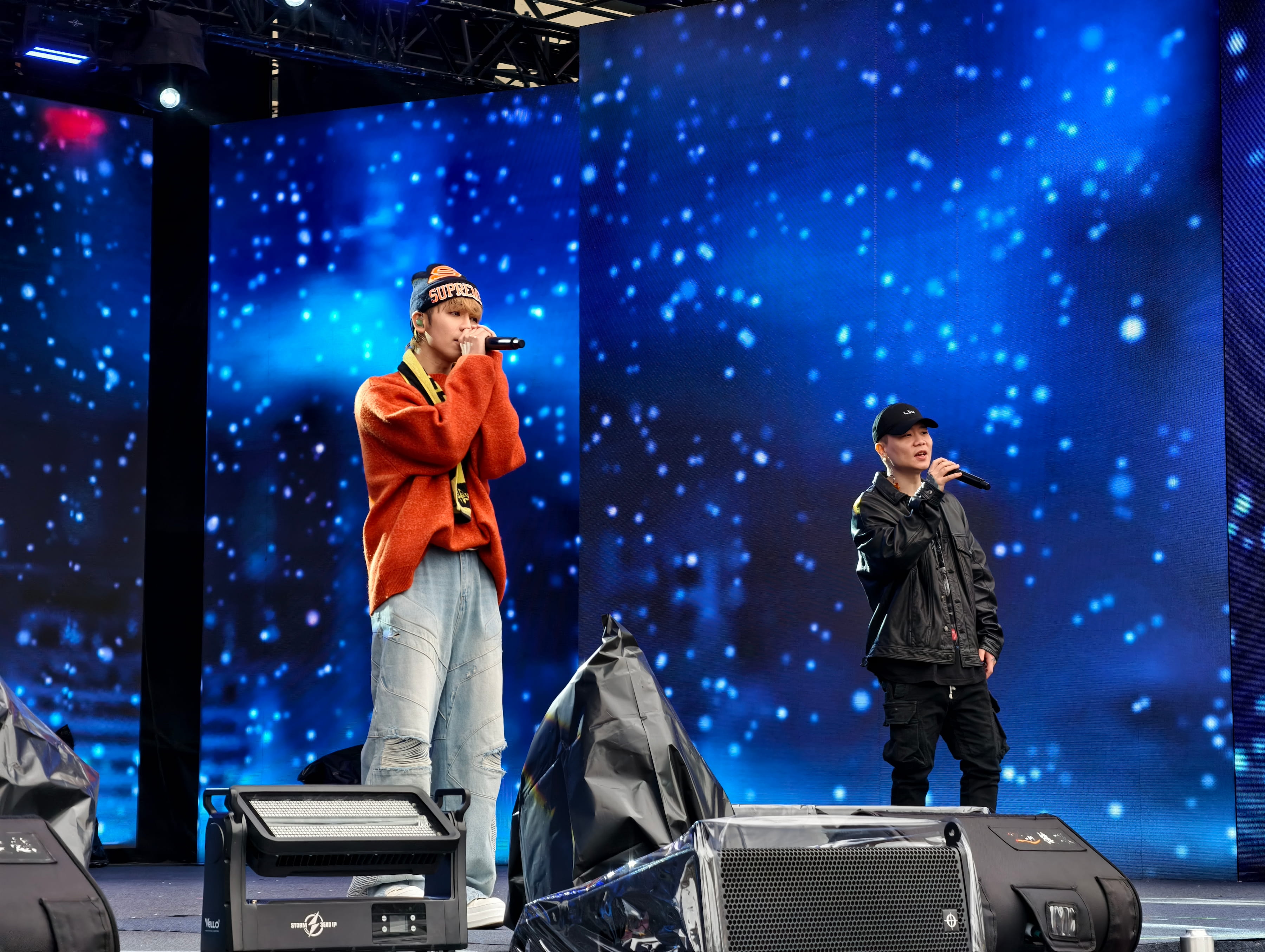 鼓鼓呂思緯特別改編「口頭禪」系列唱跳限定組曲，蕭秉治則帶來新歌連發。