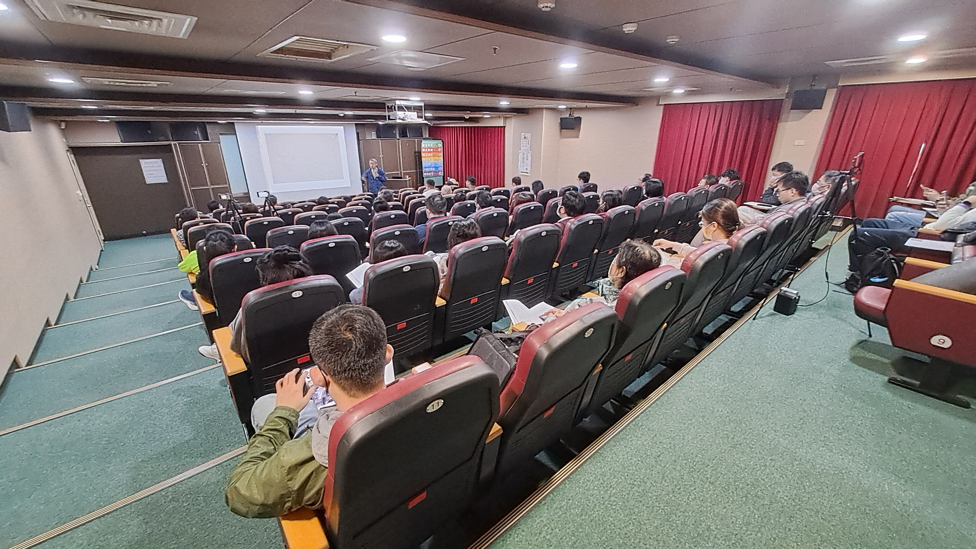 新北市景觀處每年辦理「護樹教育課程講習」提昇樹木保育第一線人員專業能力
