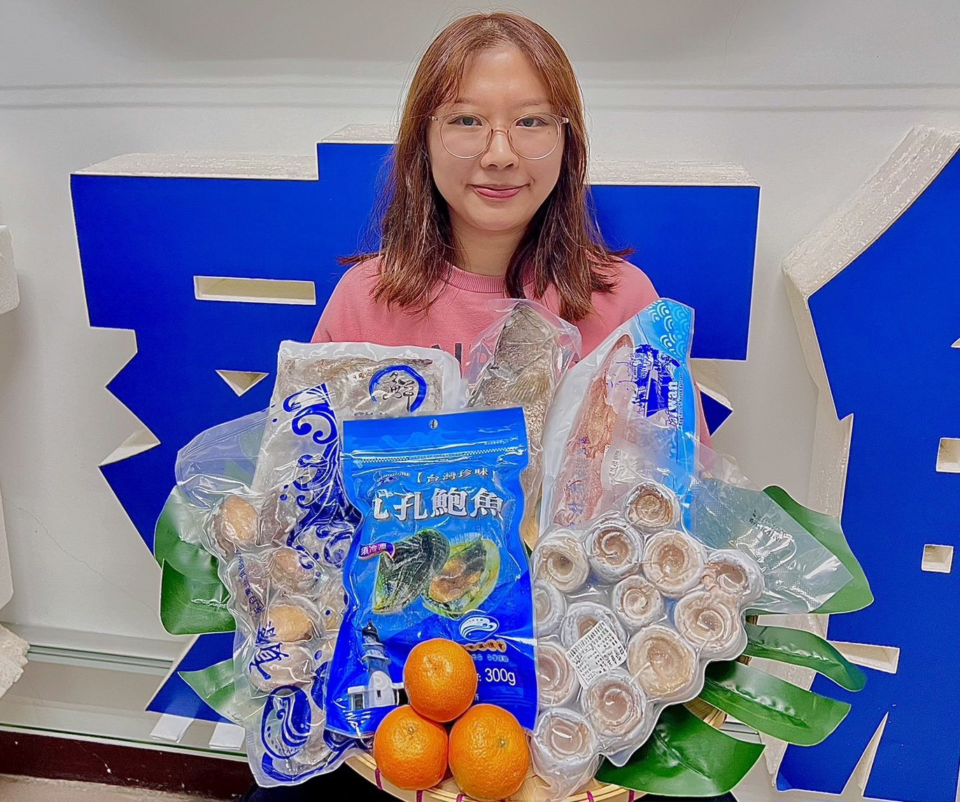 新春鮑鱻禮盒組合種類豐富