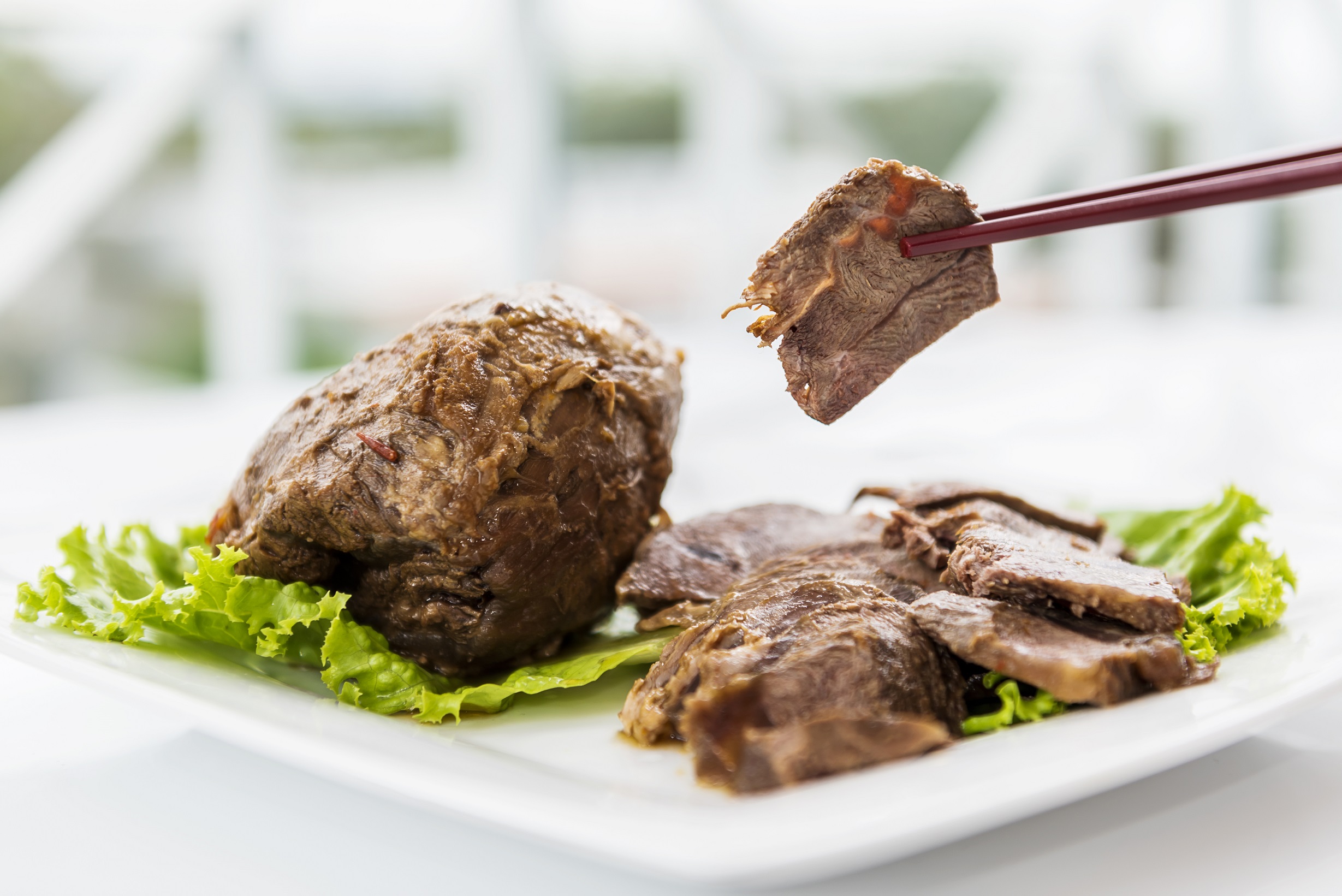 「牛轉乾坤慶豐年」 (淡水區漁會提供)