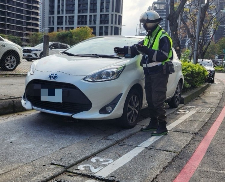 管理員路段開單相片