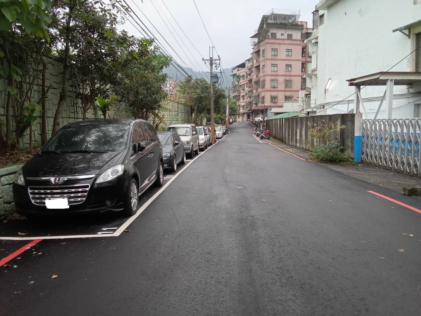 新店區寶高路車格相片