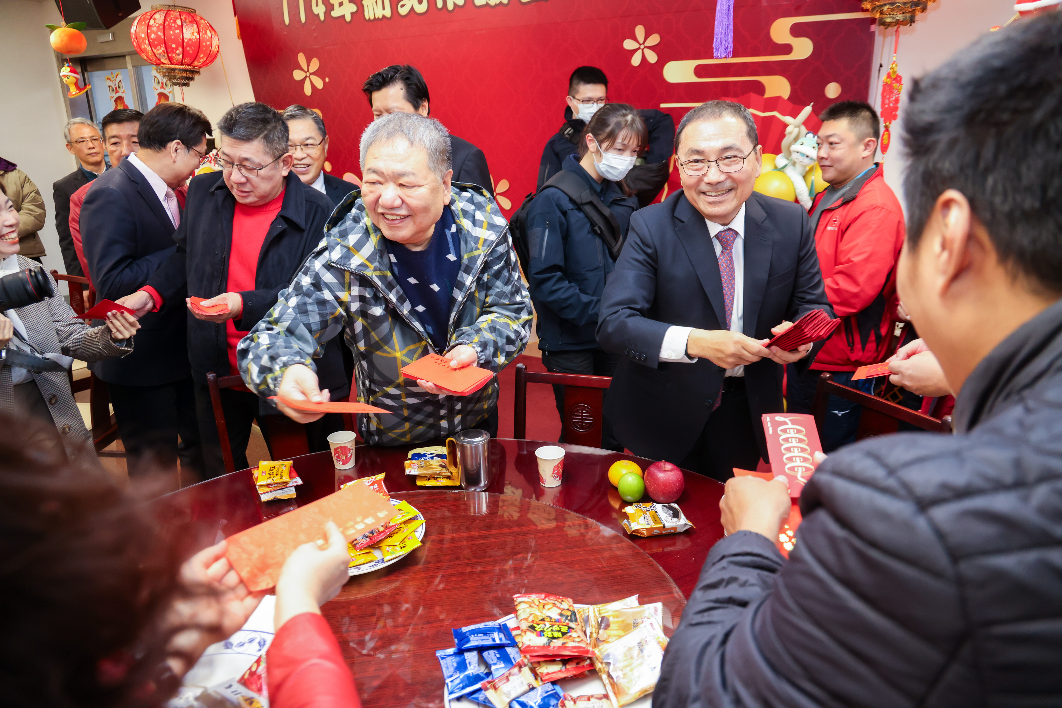 侯友宜感謝議會同仁堅守崗位支持，讓府會關係和諧、溝通順暢。