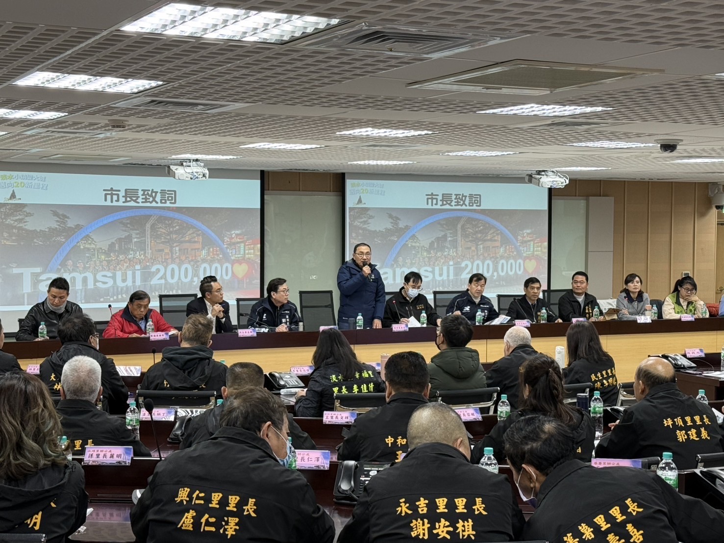 114年度行動治理第二站今(6)日於淡水舉行，新北市長侯友宜率市府團隊與42位里長座談。