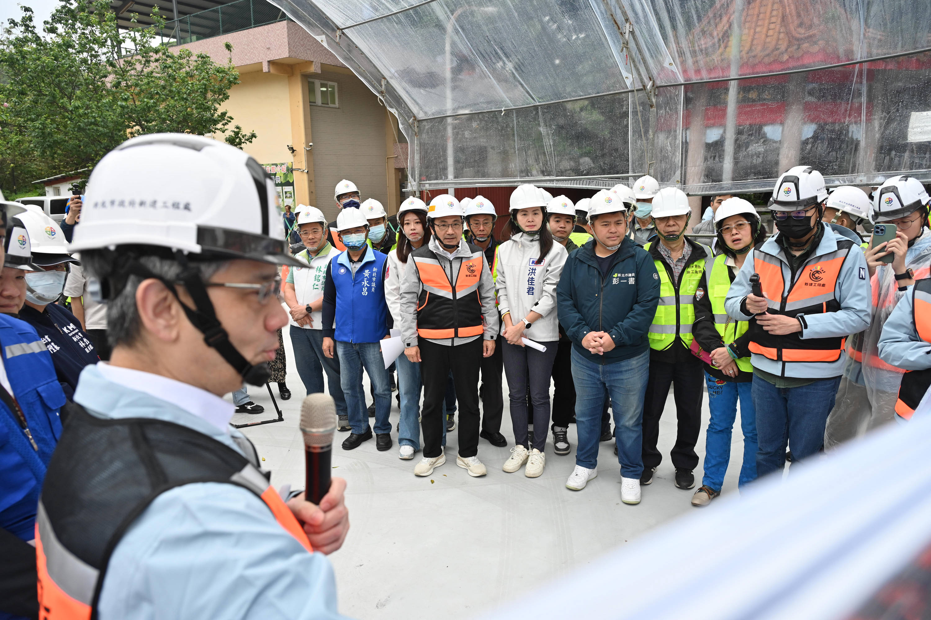 頂福安居社宅旁12公尺寬計畫道路「新福街」預計於4月通車，將有效紓解區域交通壓力，打造安居環境。