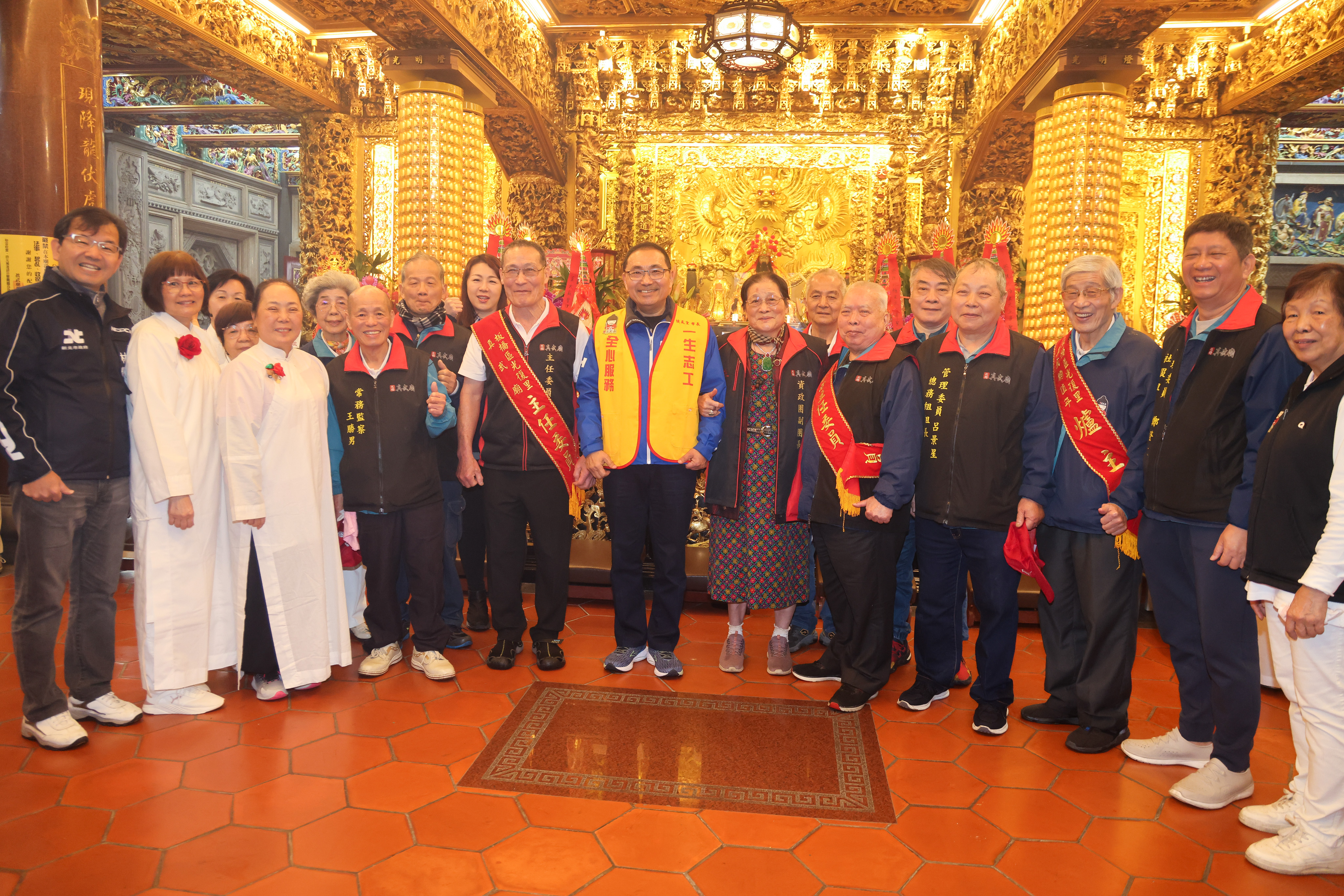 侯友宜感謝廟方發揚玄天上帝救世精神，照顧年長者，關懷弱勢族群。