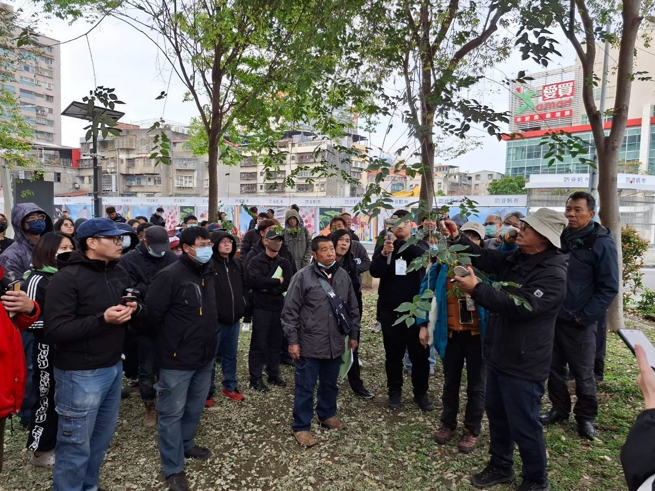 今年講習課程更納入樹木剪方式及防汛修剪重點等相關議題以加強學員判斷及應對能力