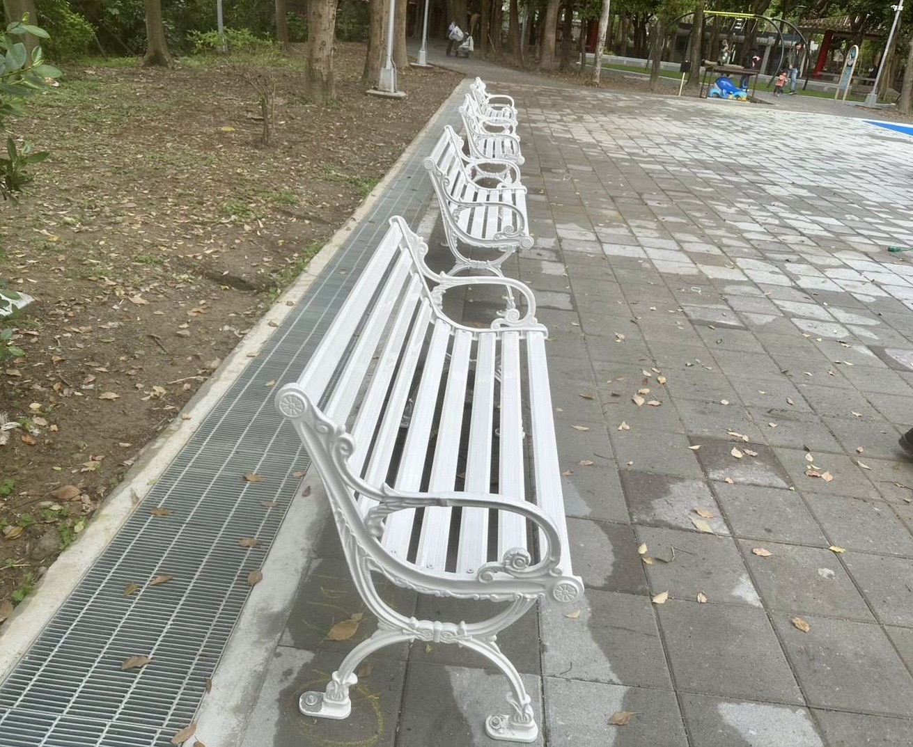 1.已完成座椅增設